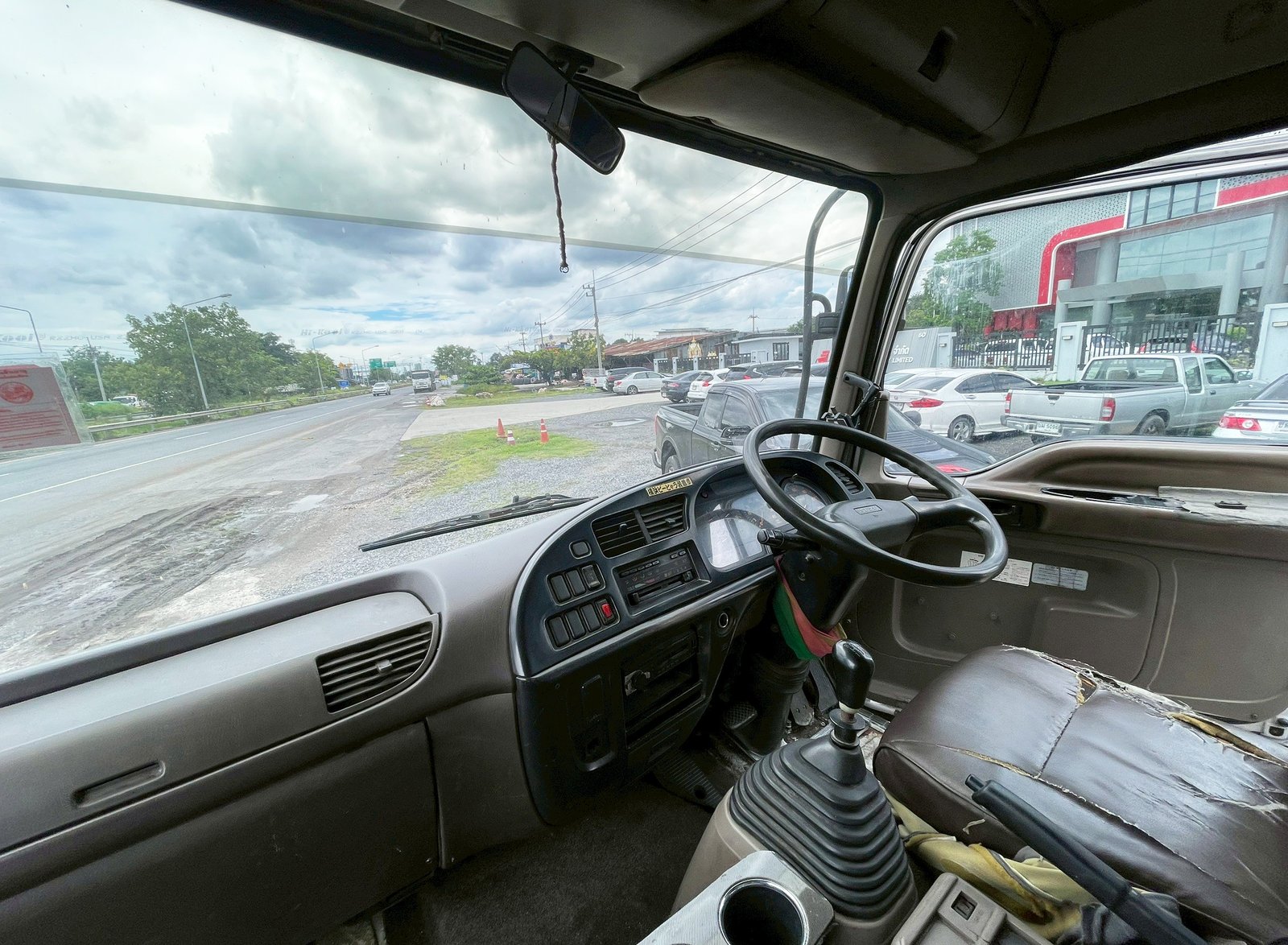 6 ล้อ คอก มาอีกคัน 🚛 ISUZU FTR33 195 แรง ปี 44 6 ล้อ คอก มาอีกคัน 🚛 ISUZU FTR33 195 แรง ปี 44