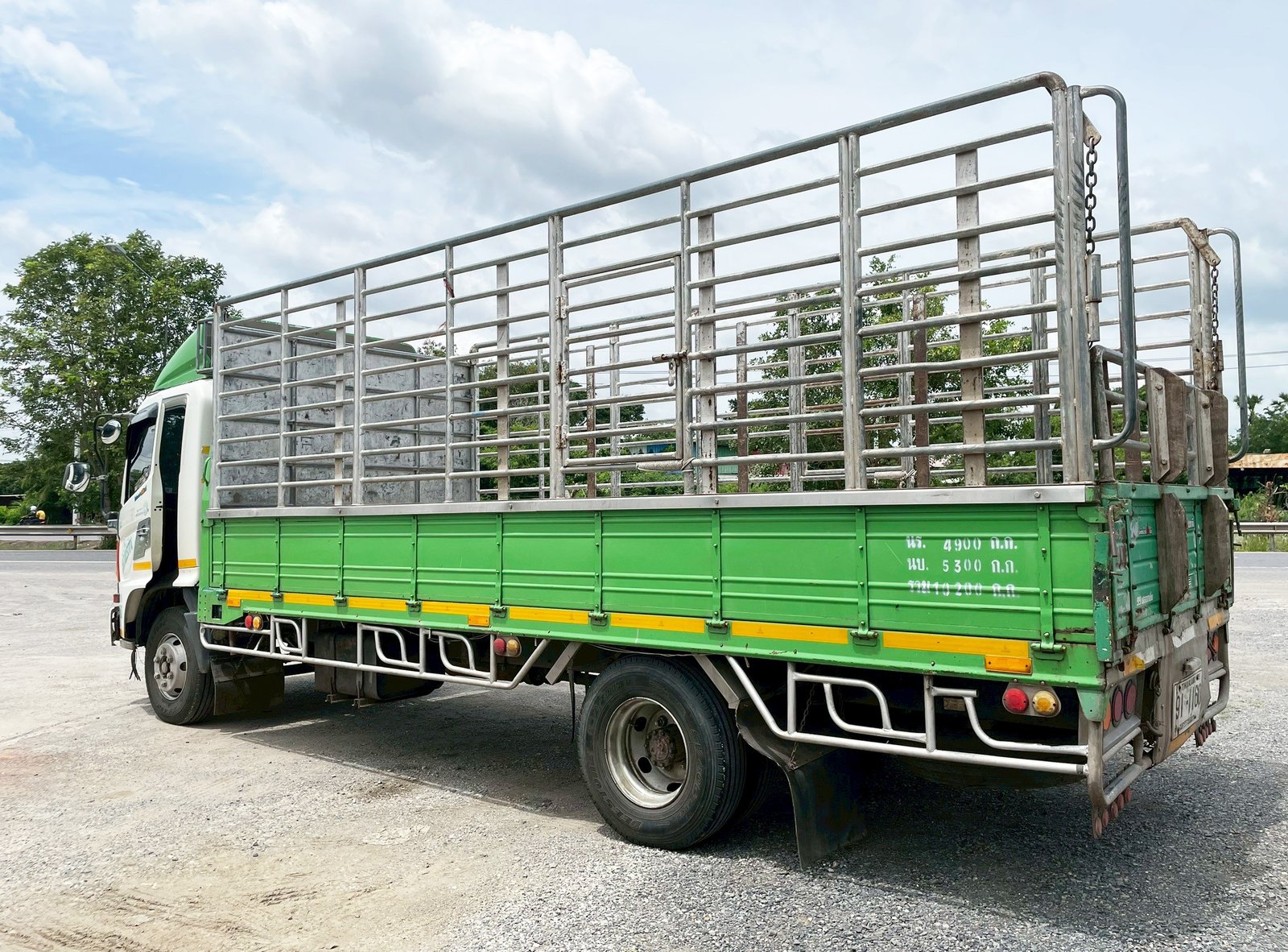 6 ล้อ คอก เขียวรับทรัพย์ มาแล้วครับ HINO FG9J 175 แรง ปี 54 6 ล้อ คอก เขียวรับทรัพย์ มาแล้วครับ HINO FG9J 175 แรง ปี 54