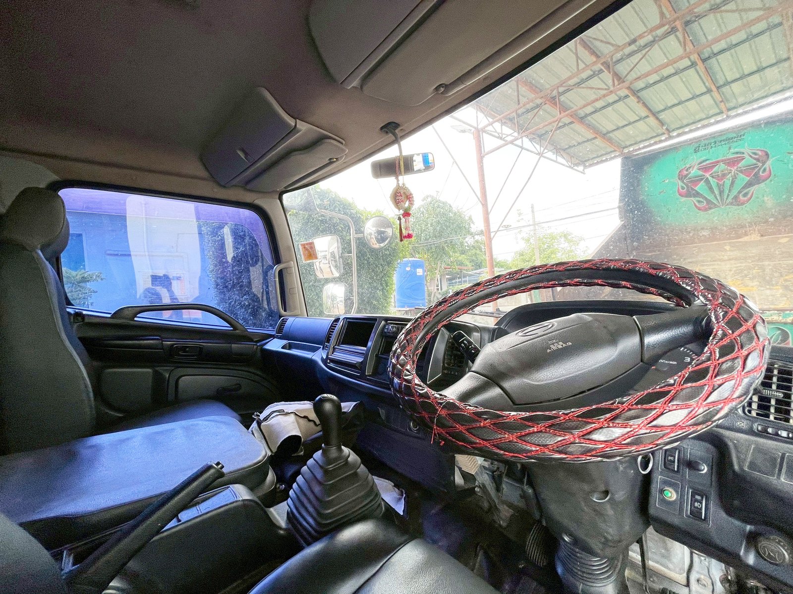 6 ล้อ ดั้มขาว มาอีกคัน 🚛 HINO FC9J 175 แรง ปี 55 6 ล้อ ดั้มขาว มาอีกคัน 🚛 HINO FC9J 175 แรง ปี 55