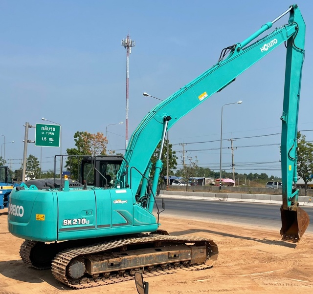 ขายรถขุด KOBELCO SK210LC MARK 9 ปี 2014 บูมยาว 15 เมตร นำเข้าจากญี่ปุ่น พร้อมใช้ มีVDOการทำงานครับ