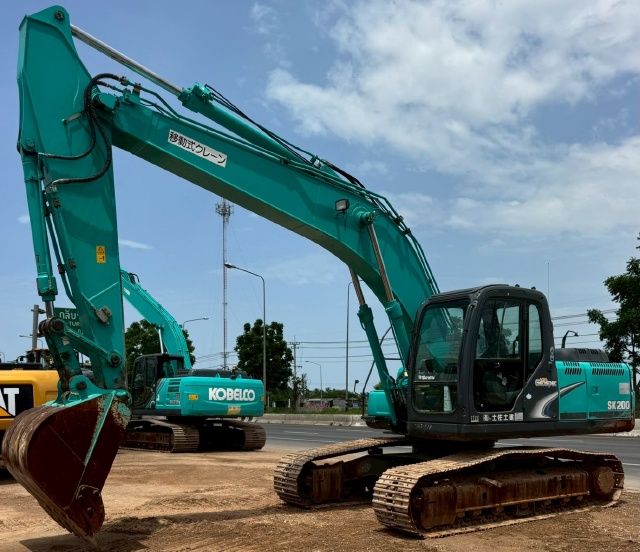 ขายรถขุด KOBELCO SK200 MARK 8 ปี 2012 พร้อมใช้ มีVDOการทำงานครับ