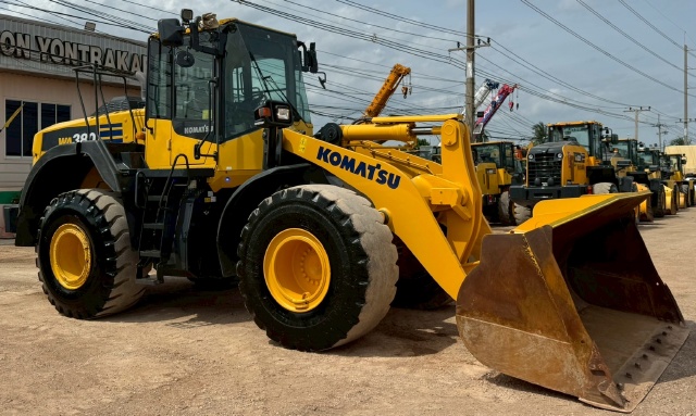 ขายรถตักล้อยาง KOMATSU WA380-8 ปี 2020 พร้อมใช้ มีVDOการทำงานครับ ขายรถตักล้อยาง KOMATSU WA380-8 ปี 2020 พร้อมใช้ มีVDOการทำงานครับ