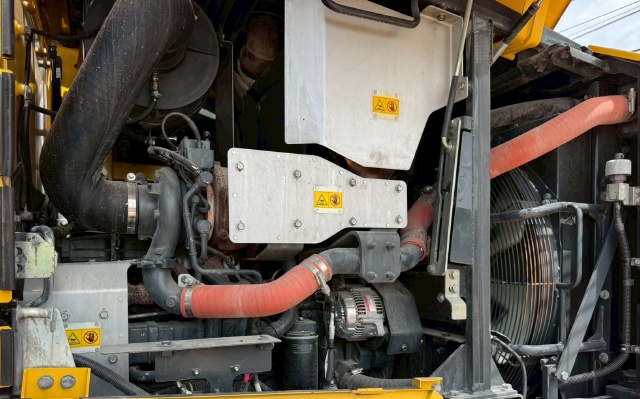 ขายรถตักล้อยาง KOMATSU WA380-7 ปี 2015 พร้อมใช้ มีVDOการทำงานครับ