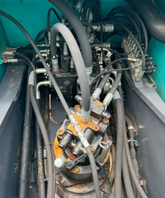 ขายรถขุด KOBELCO SK200 MARK 8 ปี 2012 พร้อมใช้ มีVDOการทำงานครับ