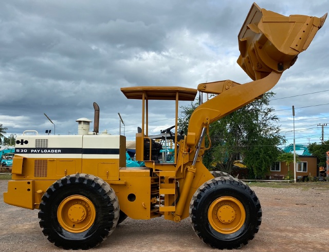 ขายรถตักล้อยาง KOMATSU 530 นำเข้าจากญี่ปุ่น พร้อมใช้ มีVDOการทำงานครับ