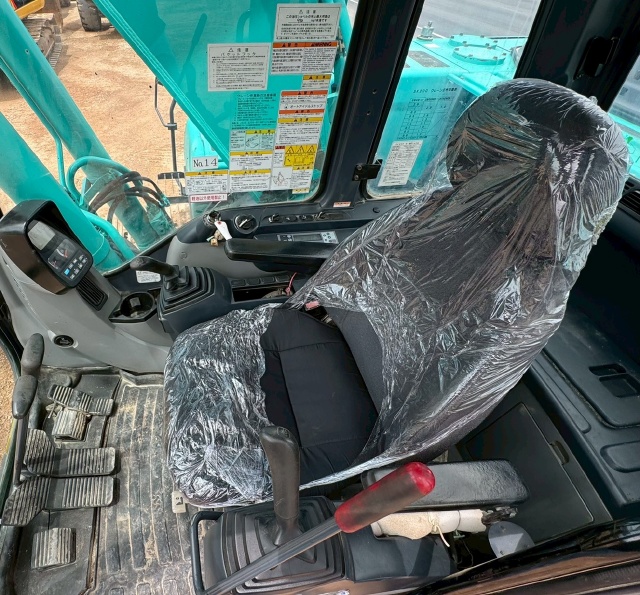 ขายรถขุด KOBELCO SK200 MARK 8 ปี 2012 พร้อมใช้ มีVDOการทำงานครับ