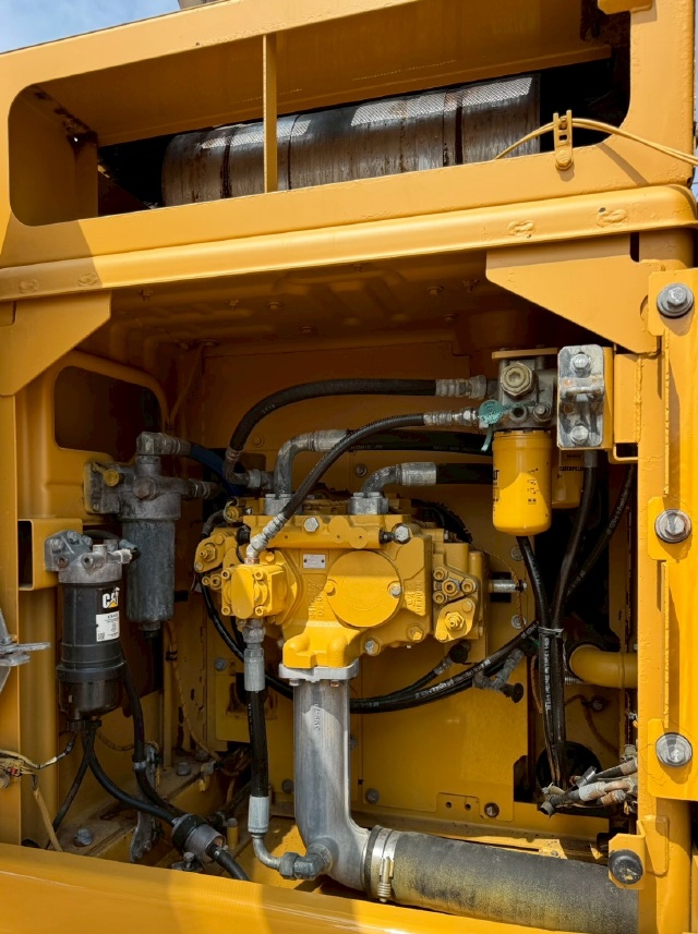 ขายรถขุด CAT 320E ปี 2016 พร้อมใช้ มีVDOการทำงานครับ