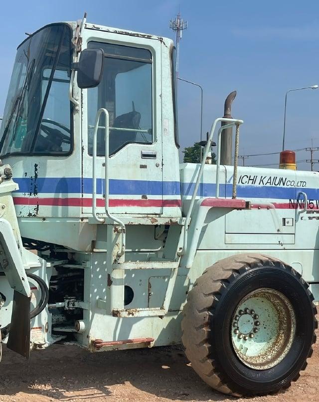 ขายรถตักล้อยาง KOMATSU WA200-3 นำเข้าจากญี่ปุ่น พร้อมใช้ มีVDOการทำงานครับ