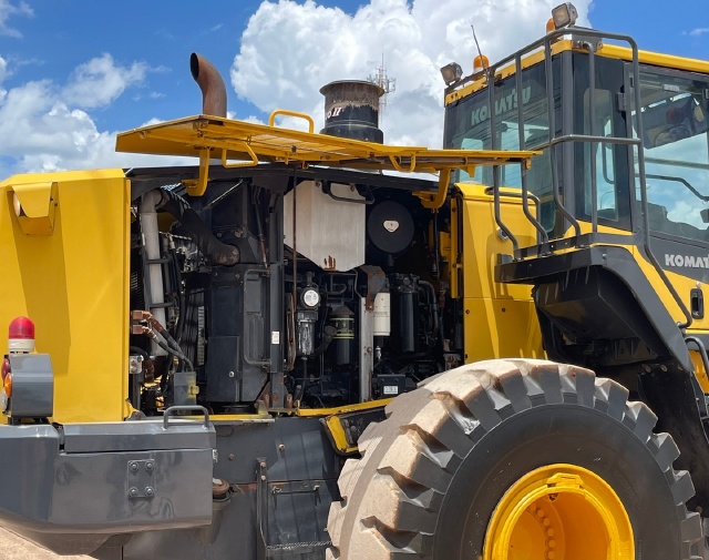 ขายรถตักล้อยาง KOMATSU WA470-7 ปี 2014 นำเข้าจากญี่ปุ่น พร้อมใช้ มีVDOการทำงานครับ