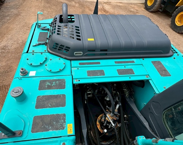 ขายรถขุด KOBELCO SK200 MARK 8 ปี 2012 พร้อมใช้ มีVDOการทำงานครับ