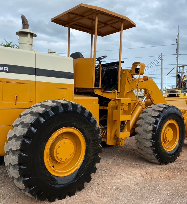 ขายรถตักล้อยาง KOMATSU 530 นำเข้าจากญี่ปุ่น พร้อมใช้ มีVDOการทำงานครับ