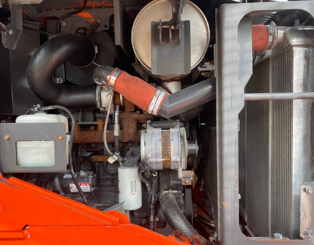 ขายรถตักล้อยาง HITACHI ZW140 นำเข้าจากญี่ปุ่น พร้อมใช้ มีVDOการทำงานครับ