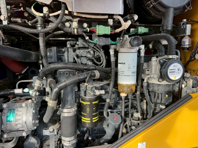 ขายรถตักล้อยาง KOMATSU WA320-8 ปี 2019 พร้อมใช้ มีVDOการทำงานครับ