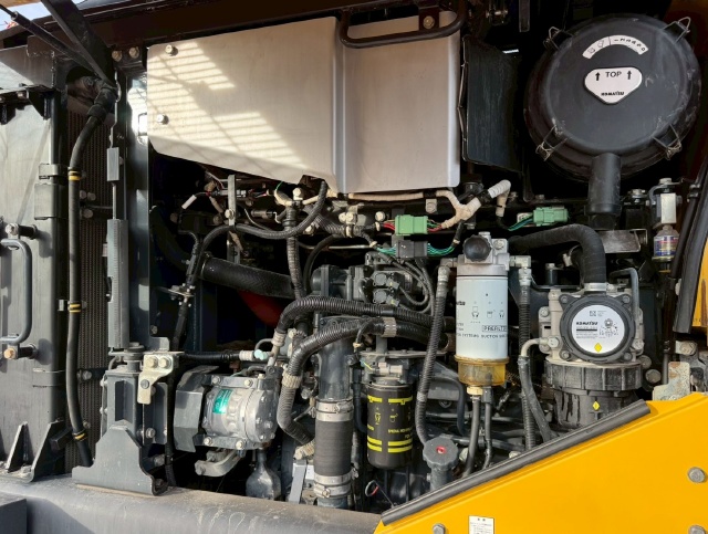 ขายรถตักล้อยาง KOMATSU WA320-8 ปี 2019 พร้อมใช้ มีVDOการทำงานครับ