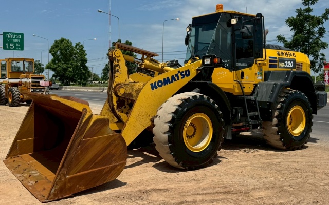 ขายรถตักล้อยาง KOMATSU WA320-8 ปี 2020 พร้อมใช้ มีVDOการทำงานครับ