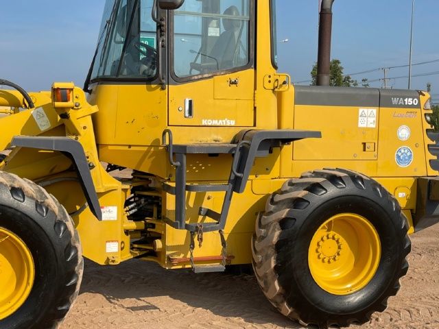 ขายรถตักล้อยาง KOMATSU WA150-3E นำเข้าจากญี่ปุ่น พร้อมใช้ มีVDOการทำงานครับ