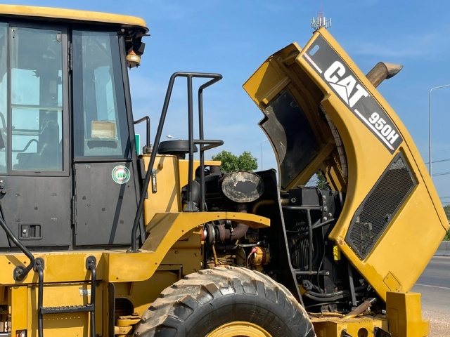 ขายรถตักล้อยาง CAT 950H นำเข้าจากญี่ปุ่น พร้อมใช้ มีVDOการทำงานครับ