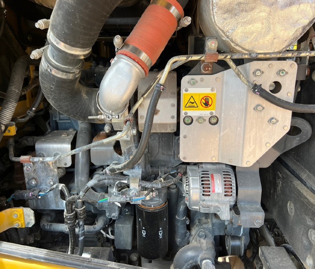 ขายรถตักล้อยาง KOMATSU WA200-7 ปี 2016 นำเข้าจากญี่ปุ่น พร้อมใช้ มีVDOการทำงานครับ