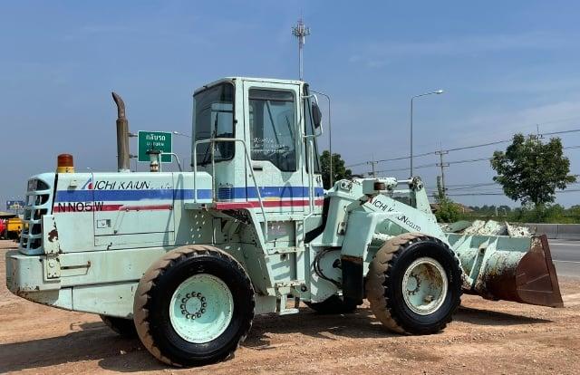 ขายรถตักล้อยาง KOMATSU WA200-3 นำเข้าจากญี่ปุ่น พร้อมใช้ มีVDOการทำงานครับ ขายรถตักล้อยาง KOMATSU WA200-3 นำเข้าจากญี่ปุ่น พร้อมใช้ มีVDOการทำงานครับ