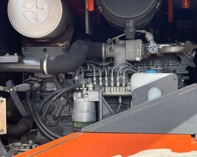 ขายรถตักล้อยาง HITACHI ZW220 นำเข้าจากญี่ปุ่น พร้อมใช้ มีVDOการทำงานครับ