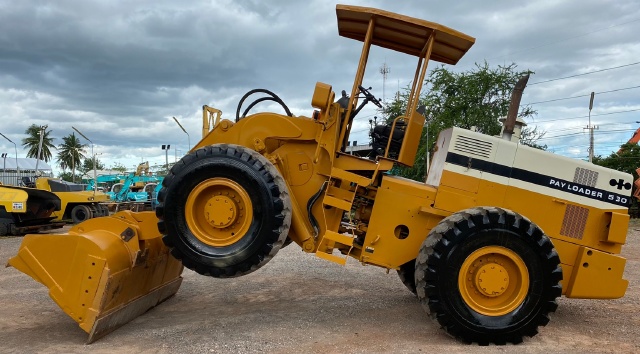 ขายรถตักล้อยาง KOMATSU 530 นำเข้าจากญี่ปุ่น พร้อมใช้ มีVDOการทำงานครับ