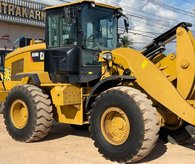ขายรถตักล้อยาง CAT 938M ปี 2016 นำเข้าจากญี่ปุ่น พร้อมใช้ มีVDOการทำงานครับ ขายรถตักล้อยาง CAT 938M ปี 2016 นำเข้าจากญี่ปุ่น พร้อมใช้ มีVDOการทำงานครับ