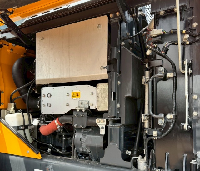 ขายรถตักล้อยาง KOMATSU WA320-8 ปี 2022 พร้อมใช้ มีVDOการทำงานครับ