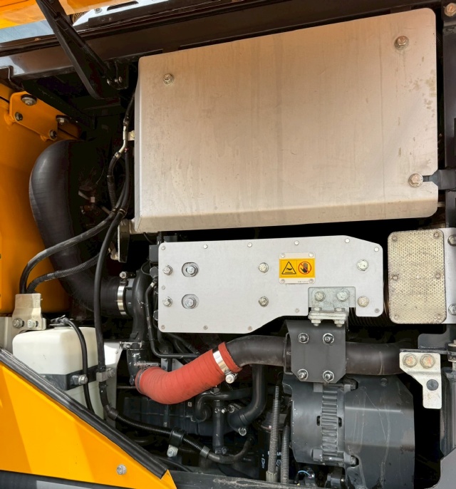 ขายรถตักล้อยาง KOMATSU WA320-8 ปี 2022 พร้อมใช้ มีVDOการทำงานครับ