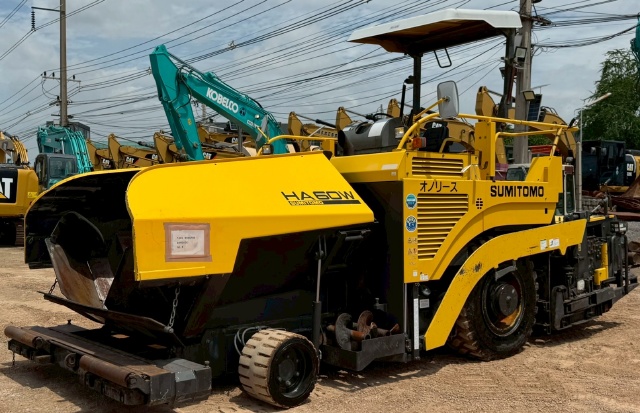 ขายรถปูยาง SUMITOMO HA60W-7 (ขนาด 6 เมตร) ปี 2012 พร้อมใช้ มีVDOการทำงานครับ