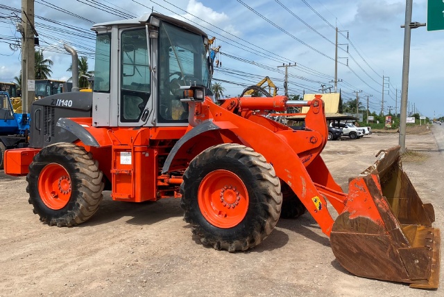 ขายรถตักล้อยาง HITACHI ZW140 นำเข้าจากญี่ปุ่น พร้อมใช้ มีVDOการทำงานครับ