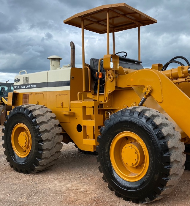 ขายรถตักล้อยาง KOMATSU 530 นำเข้าจากญี่ปุ่น พร้อมใช้ มีVDOการทำงานครับ