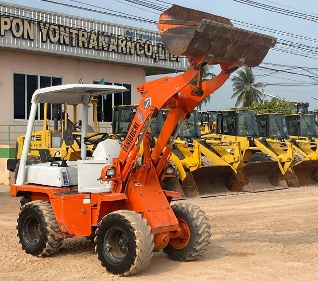 ขายรถตักล้อยาง HITACHI LX20-2 นำเข้าจากญี่ปุ่น พร้อมใช้ มีVDOการทำงานครับ