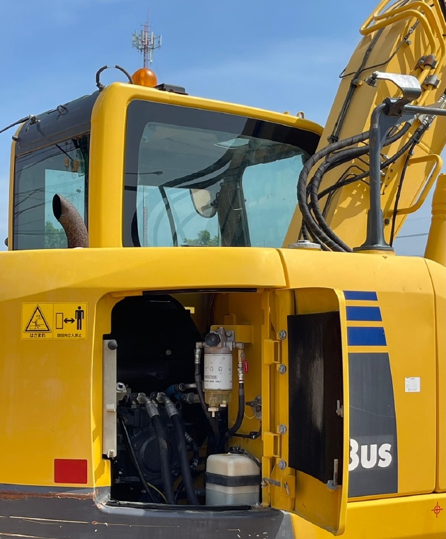 ขายรถขุด KOMATSU PC138US-8 ปี 2012 นำเข้าจากญี่ปุ่น พร้อมใช้ มีVDOการทำงานครับ