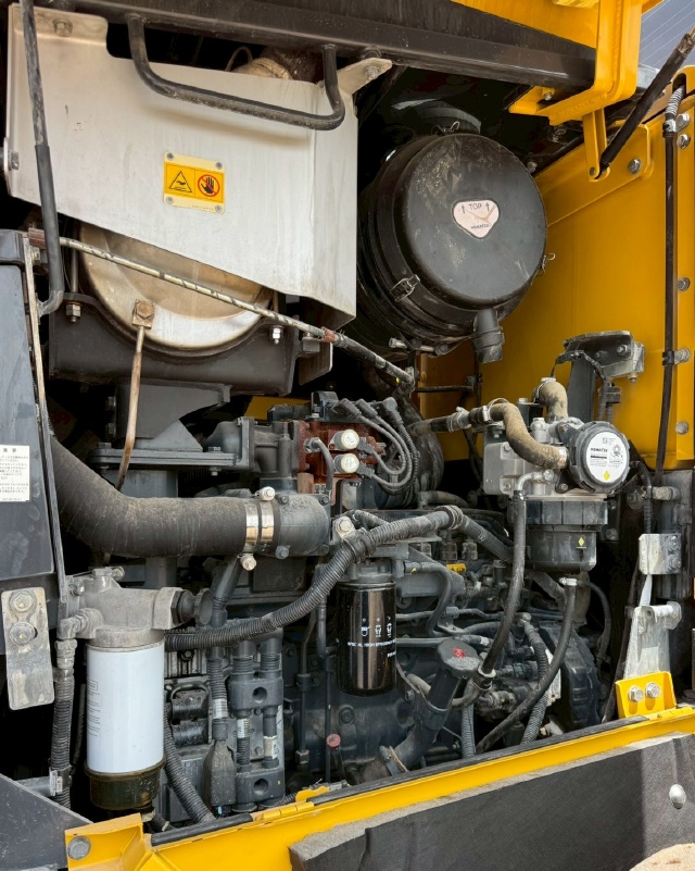 ขายรถตักล้อยาง KOMATSU WA380-7 ปี 2015 พร้อมใช้ มีVDOการทำงานครับ