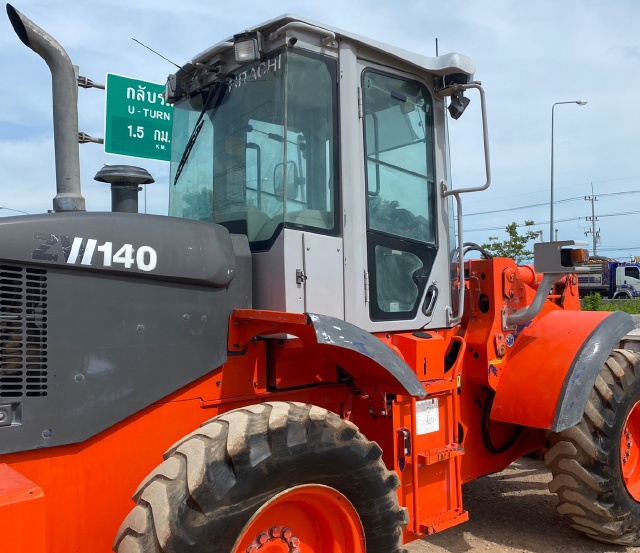 ขายรถตักล้อยาง HITACHI ZW140 นำเข้าจากญี่ปุ่น พร้อมใช้ มีVDOการทำงานครับ