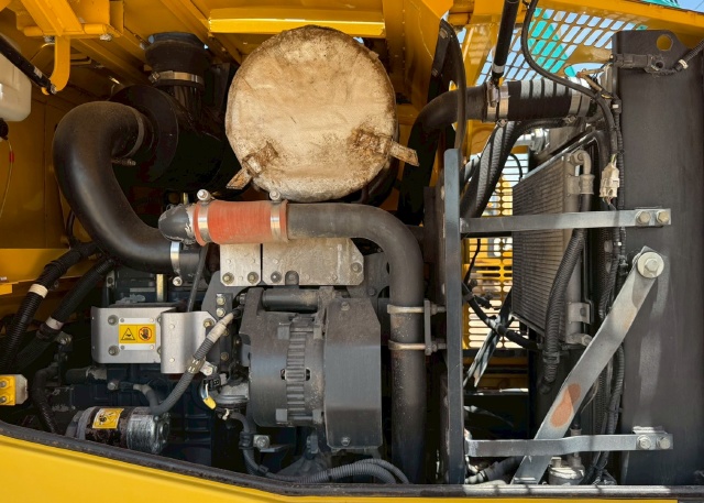 ขายรถตักล้อยาง KOMATSU WA200-6 พร้อมใช้ มีVDOการทำงานครับ