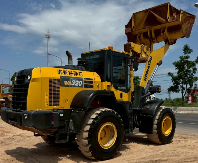 ขายรถตักล้อยาง KOMATSU WA320-8 ปี 2020 พร้อมใช้ มีVDOการทำงานครับ