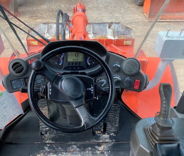 ขายรถตักล้อยาง HITACHI ZW140 นำเข้าจากญี่ปุ่น พร้อมใช้ มีVDOการทำงานครับ