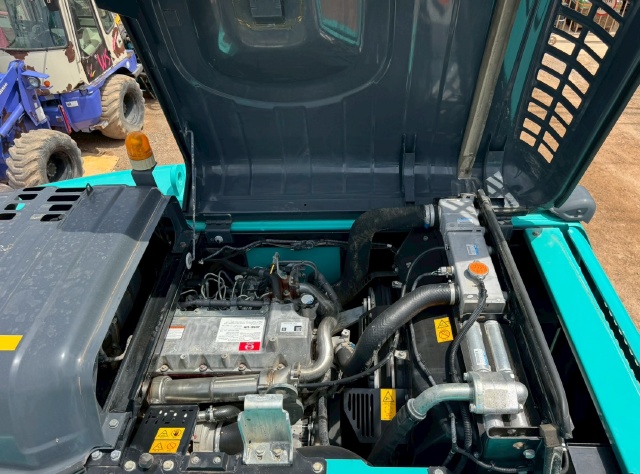 ขายรถขุด KOBELCO SK200 MARK 10 ปี 2018 พร้อมใช้ มีVDOการทำงานครับ
