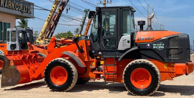 ขายรถตักล้อยาง HITACHI ZW140-5B ปี 2014 นำเข้าจากญี่ปุ่น พร้อมใช้ มีVDOการทำงานครับ ขายรถตักล้อยาง HITACHI ZW140-5B ปี 2014 นำเข้าจากญี่ปุ่น พร้อมใช้ มีVDOการทำงานครับ