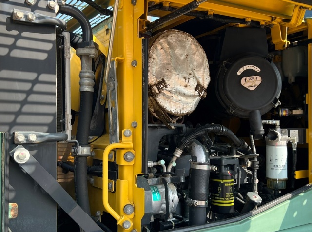 ขายรถตักล้อยาง KOMATSU WA320-6 ปี 2013 นำเข้าจากญี่ปุ่น พร้อมใช้ มีVDOการทำงานครับ