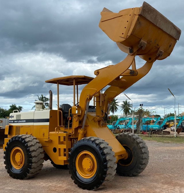 ขายรถตักล้อยาง KOMATSU 530 นำเข้าจากญี่ปุ่น พร้อมใช้ มีVDOการทำงานครับ