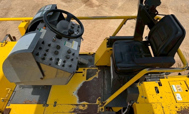 ขายรถปูยาง SUMITOMO HA60W-7 (ขนาด 6 เมตร) ปี 2012 พร้อมใช้ มีVDOการทำงานครับ
