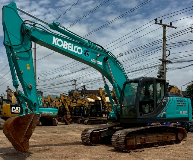 ขายรถขุด KOBELCO SK200 MARK 10 ปี 2018 พร้อมใช้ มีVDOการทำงานครับ