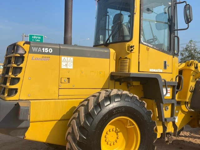 ขายรถตักล้อยาง KOMATSU WA150-3E นำเข้าจากญี่ปุ่น พร้อมใช้ มีVDOการทำงานครับ