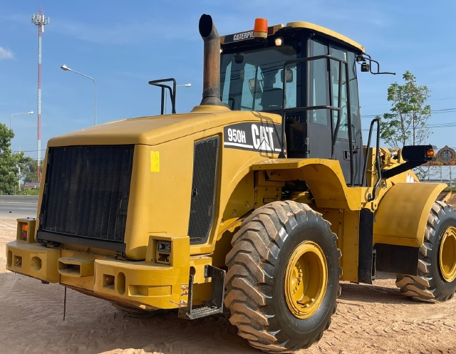 ขายรถตักล้อยาง CAT 950H นำเข้าจากญี่ปุ่น พร้อมใช้ มีVDOการทำงานครับ