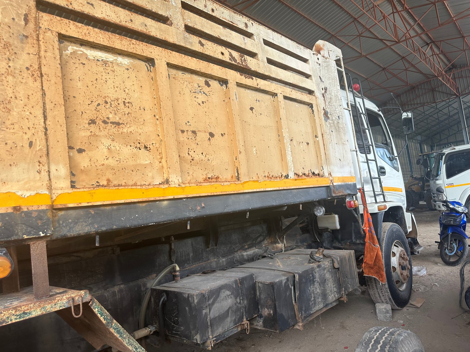 Isuzu deca270 Isuzu deca270