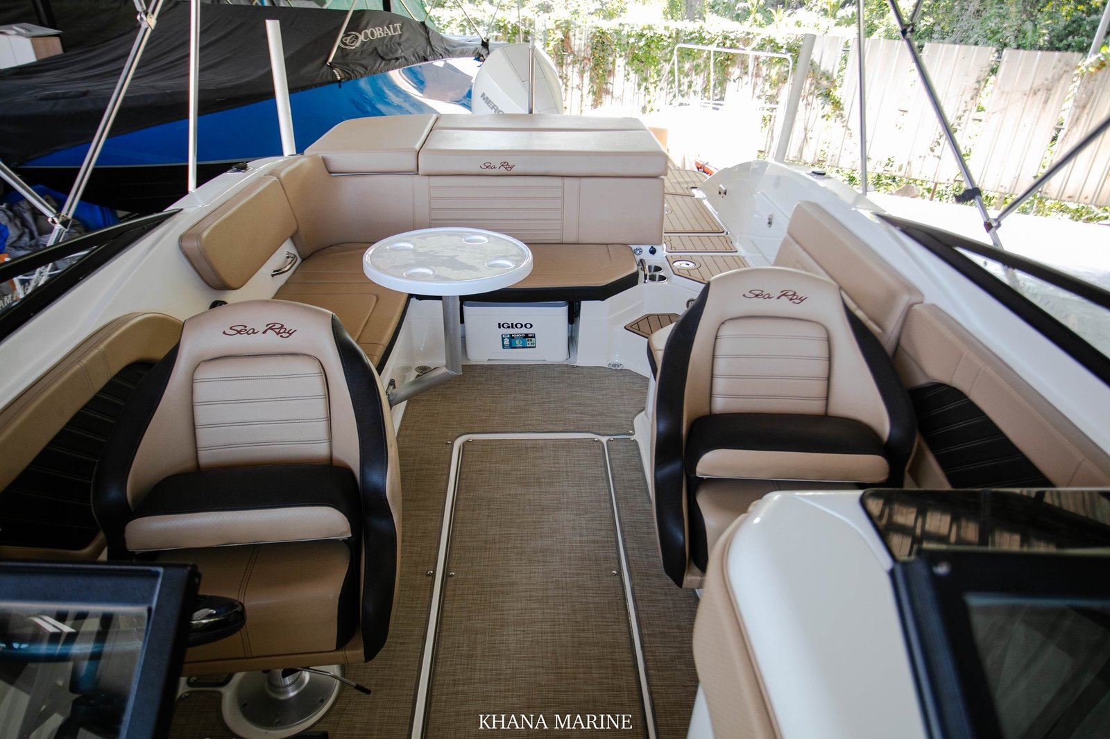 2019 Sea Ray SPX 230 Outboard | Mercury 200HP Fourstroke 2019 Sea Ray SPX 230 Outboard | Mercury 200HP Fourstroke