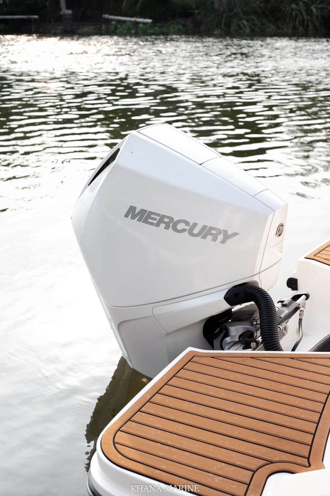 2019 Sea Ray SPX 230 Outboard | Mercury 200HP Fourstroke