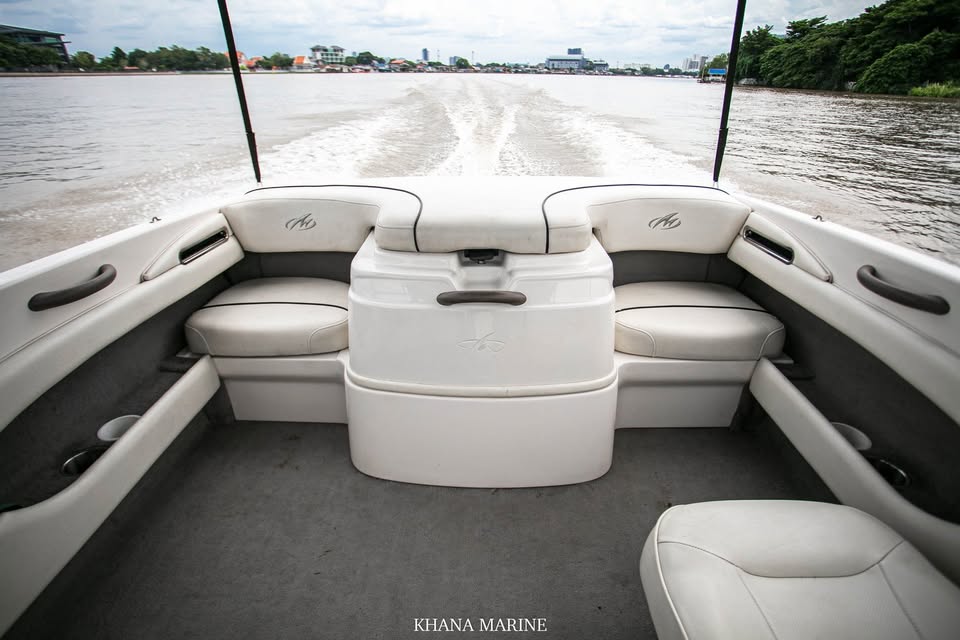 2004 Monterey 180 Edge | MerCruiser 3.0L 2004 Monterey 180 Edge | MerCruiser 3.0L